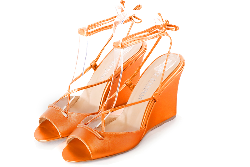 Apricot orange women's open back sandals, with crossed straps. Round toe. High wedge heels. Front view - Florence KOOIJMAN